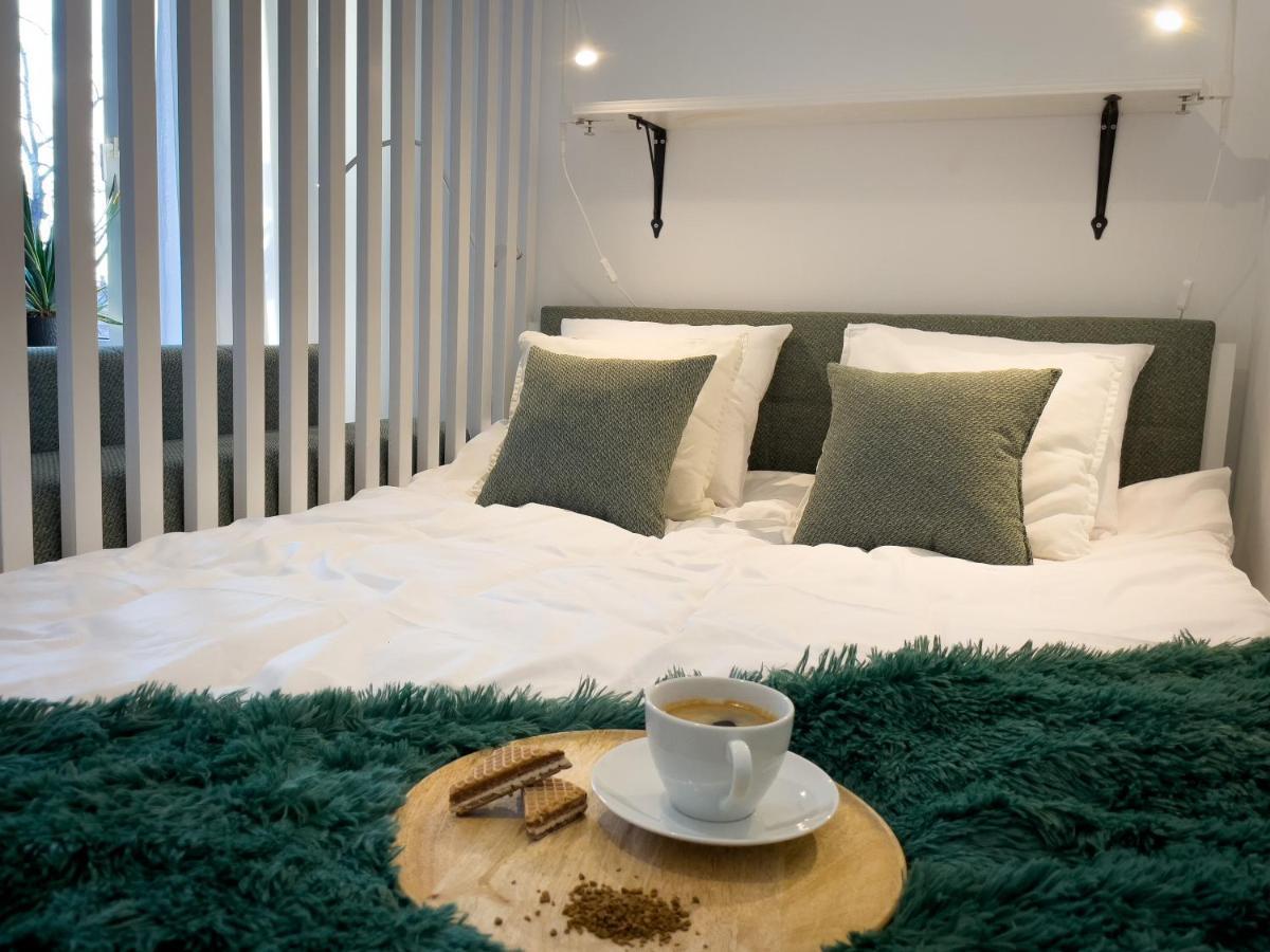 Urban Apartments Studio No 4A, Free Private Parking, Self Check-In Chorzów Eksteriør billede